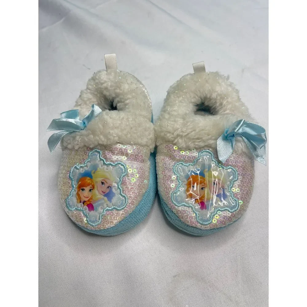 Disney Frozen Sparkly Plush‎ size 5.5 Slippers with Adorable Appliques
